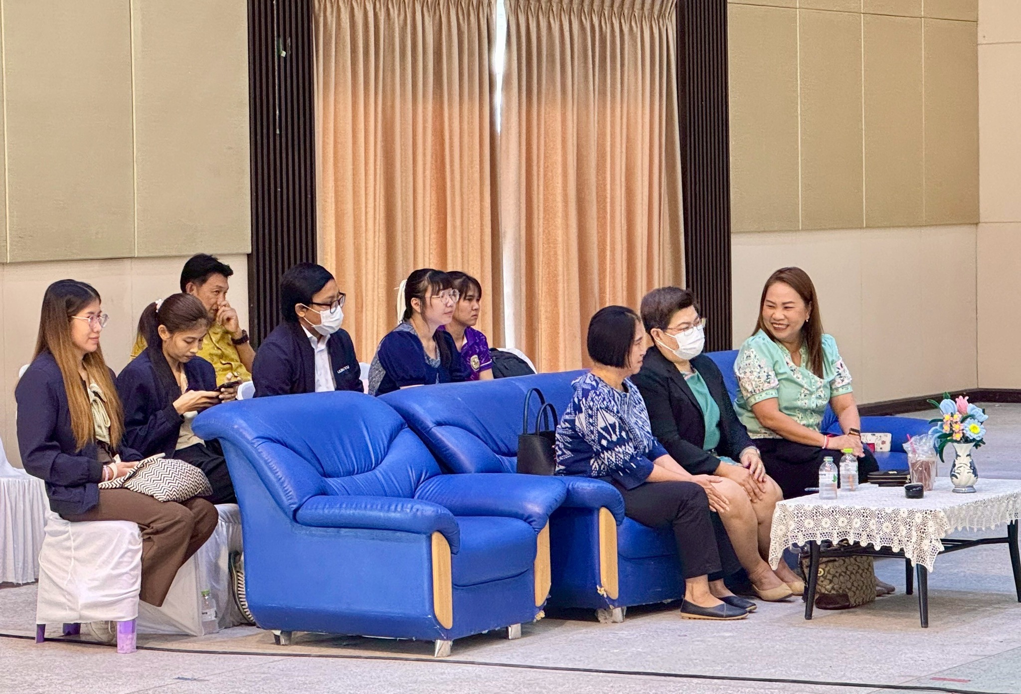 กิจกรรมโครงการอบรมสัมมนาและศึกษาดูงานในสังกัดทุกระดับ ประจำปีงบประมาณ พ.ศ. 2568 “การฝึกปฏิบัติการเขียนโครงการของสถานศึกษา การบันทึกคำของบประมาณเงินอุดหนุนในระบบ SOLA (ของบผ่าน สถ.) และระบบ BBL (ของบตรง) ขั้นตอนการบันทึกข้อมูลจำนวนเป้าหมาย และงบประมาณเงินอุดหนุนทั่วไป”