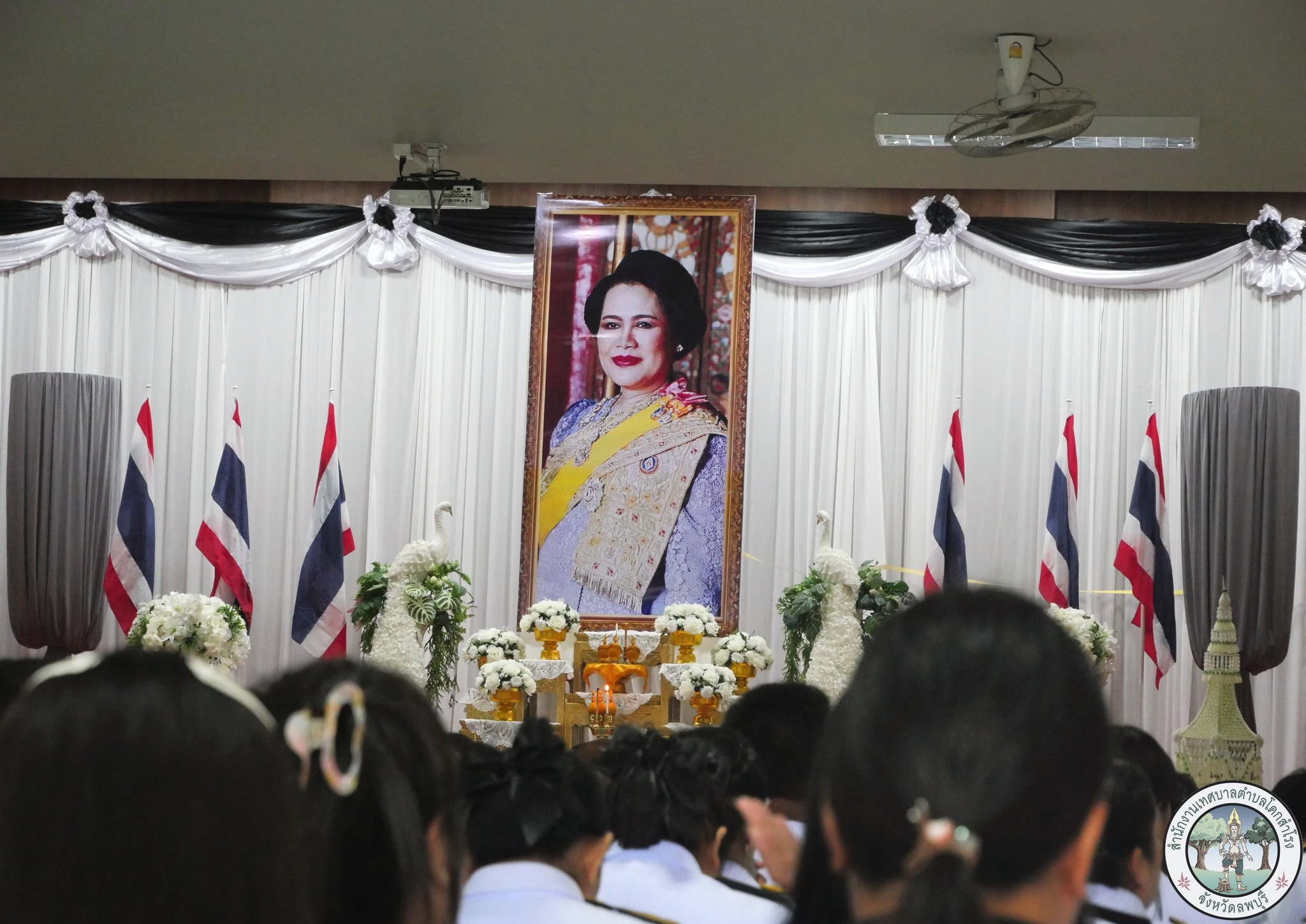 พิธีบำเพ็ญกุศลปัญญาสมวาร (๕๐ วัน) เพื่ออุทิศถวายพระราชกุศลแด่สมเด็จพระนางเจ้าสิริกิติ์ พระบรมราชินีนาถ พระบรมราชชนนีพันปีหลวง